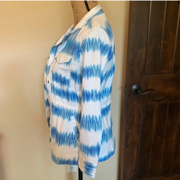 Chic petite jacket-New with tag! - Picture 2 of 6